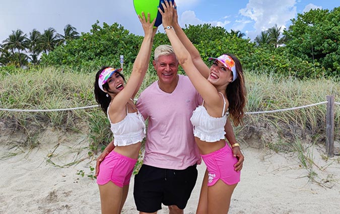 [ImmoralLive] Sofie Reyez, Jc Wilds (Beach Football Playing College Sorority Girls Creampie Threesome)