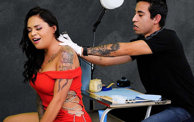 [SexMex] Cereza Rodriguez (Getting Tattooed Makes Her Wet)